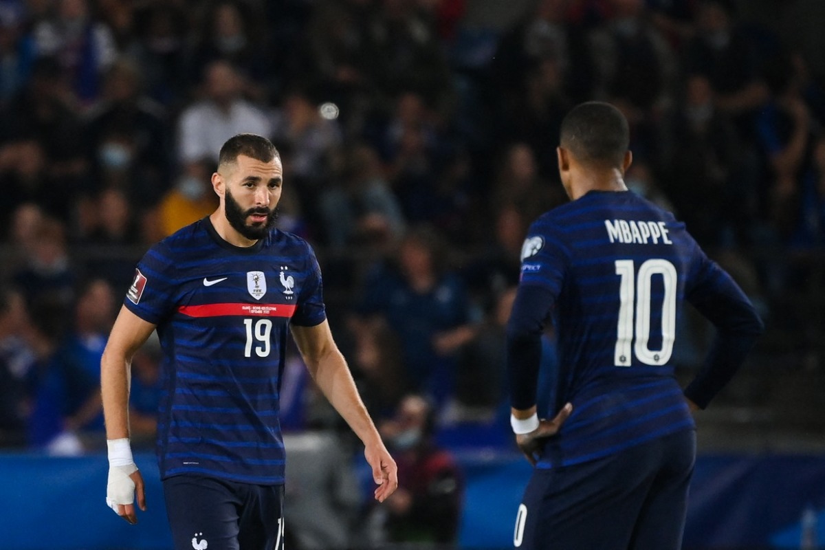 Francia y Bosnia empataron en el duelo rumbo a Qatar 2022 (AFP)