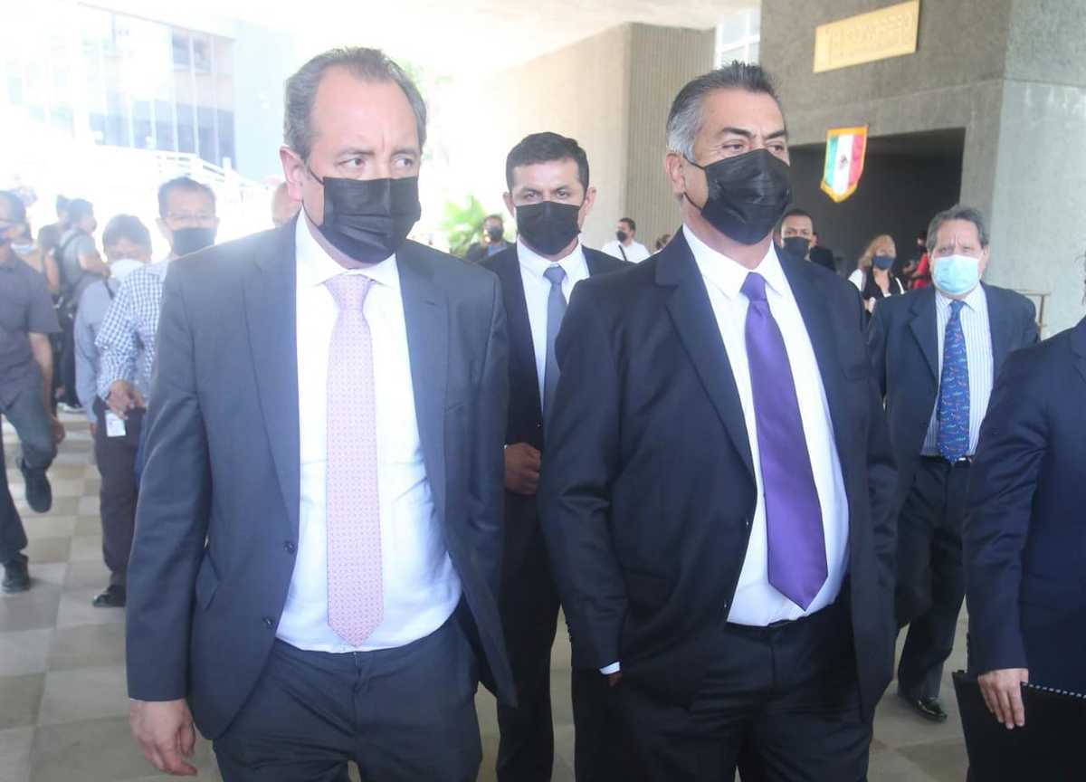 Jaime Rodríguez a la salida de Congreso. Foto: Raúl Palacios