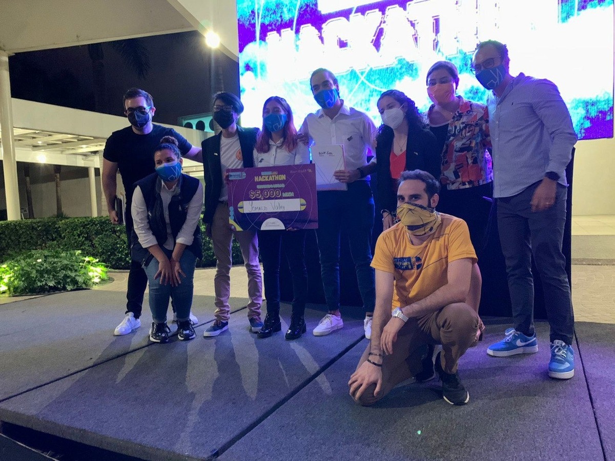 Suman esfuerzos municipio y estado para innovar en la juventud leonesa