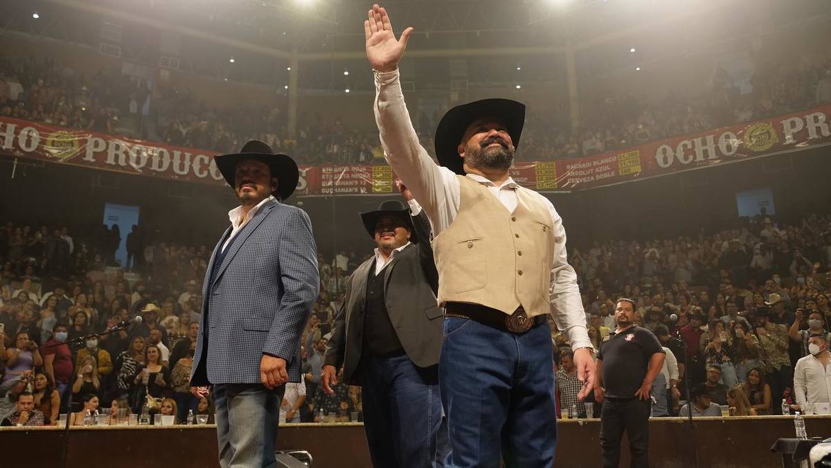 No se respetaron las medidas de sanidad durante el concierto de Intocable en Aguascalientes. (Facebook)