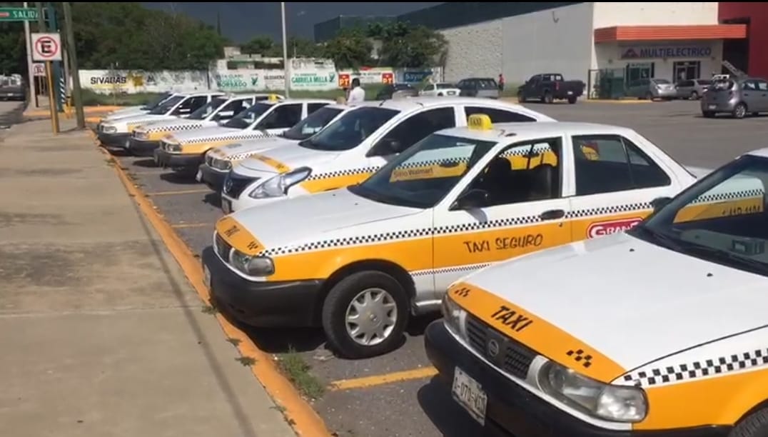 Taxistas de Ciudad Victoria, exigen piso parejo a autoridades de la sub Secretaría del transporte