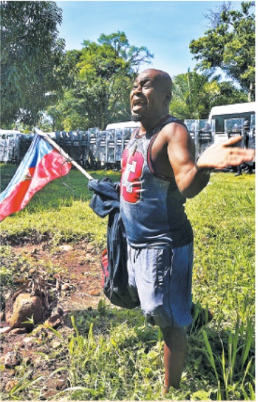 Haitianos piden llegar al norte sin sufrir violencia. (AP)