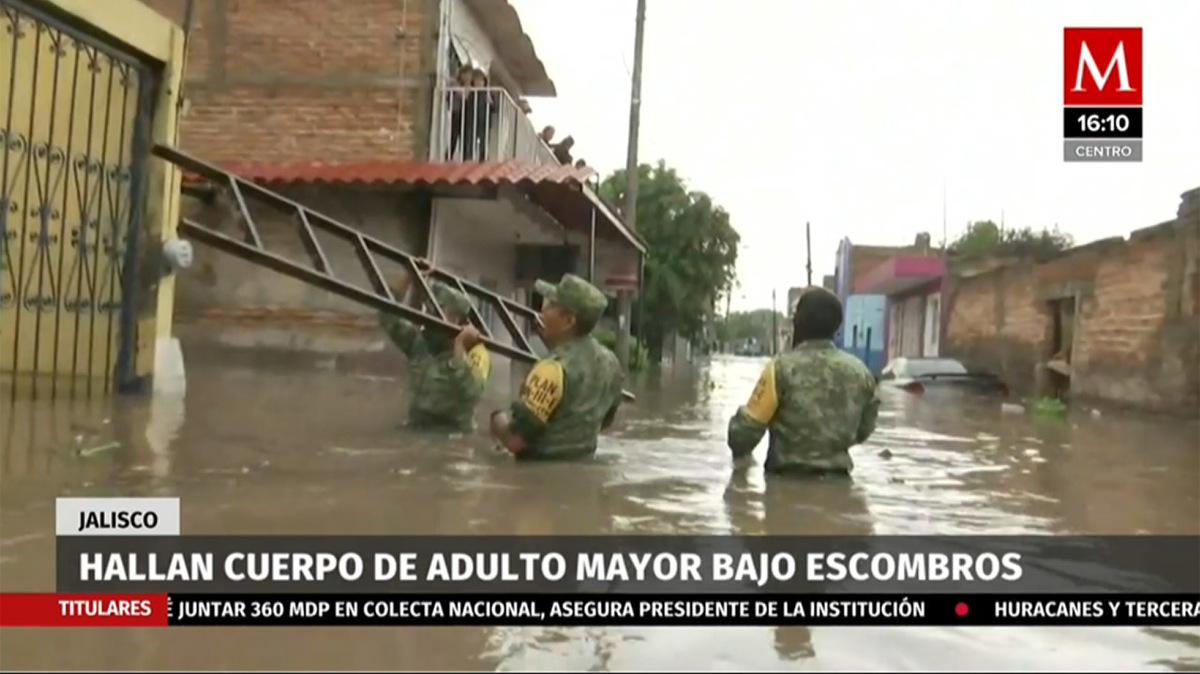 Hallan cuerpo de adulto mayor bajo escombros en Jalisco