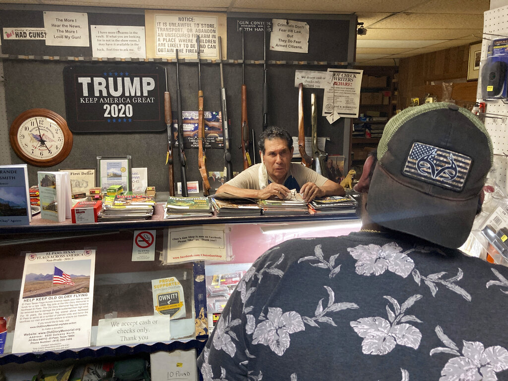 Texas ahora es uno de los estados con la legislación más laxa para la compra de armas de fuego. (AP)