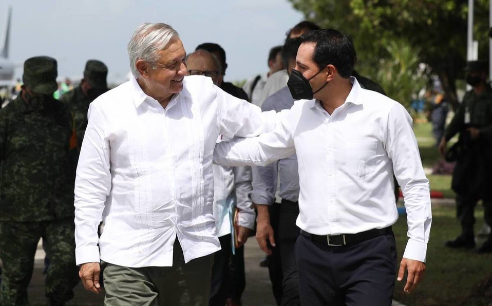 AMLO realiza sobrevuelo para supervisar avances del Tren Maya