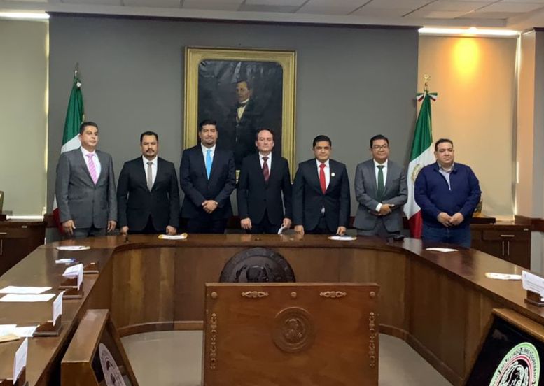 Diputados entrantes en el Congreso del estado de Hidalgo. (Especial)