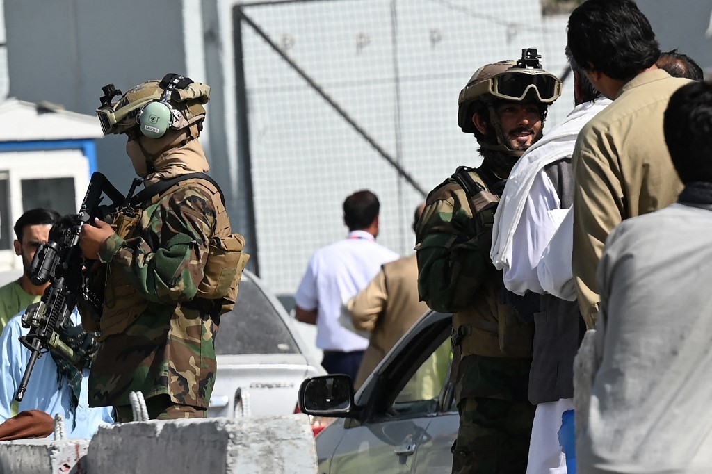 El aeropuerto de Kabul está custodiado por talibanes. | AFP
