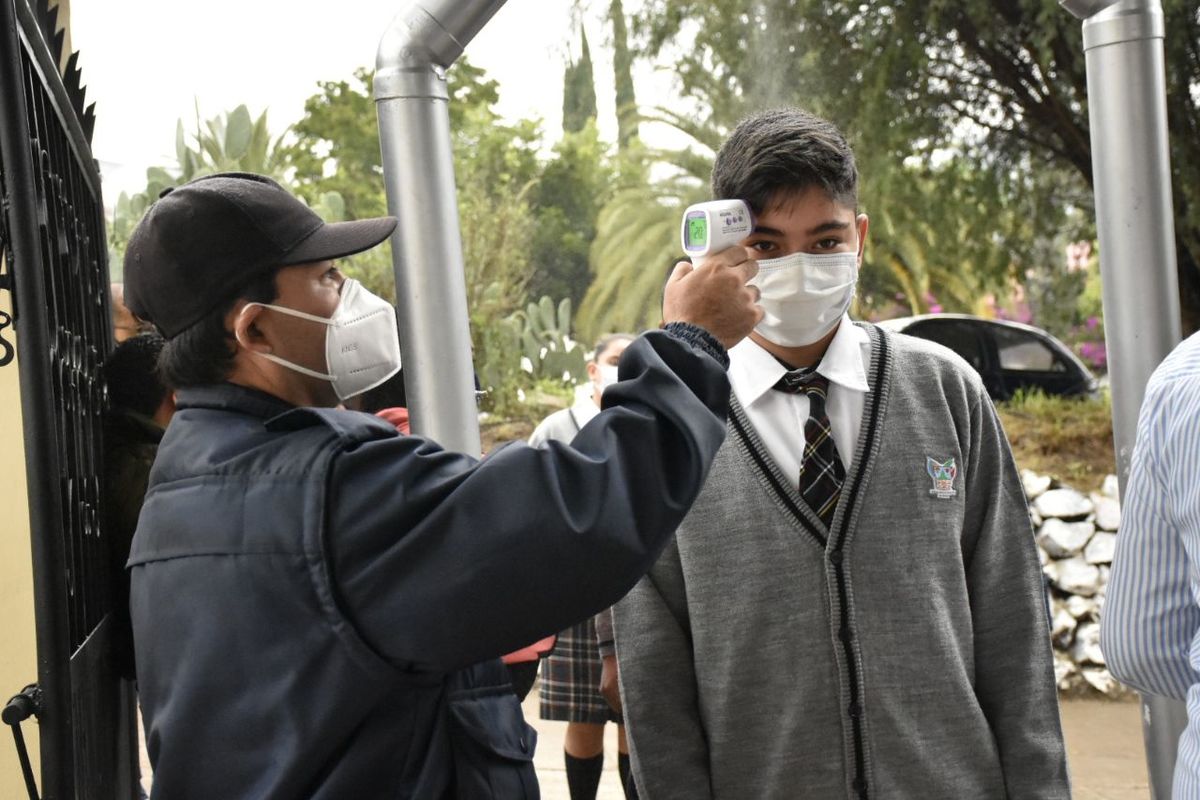 En la primera semana de clases se realizaron las protocolos sanitarios. (Especial)