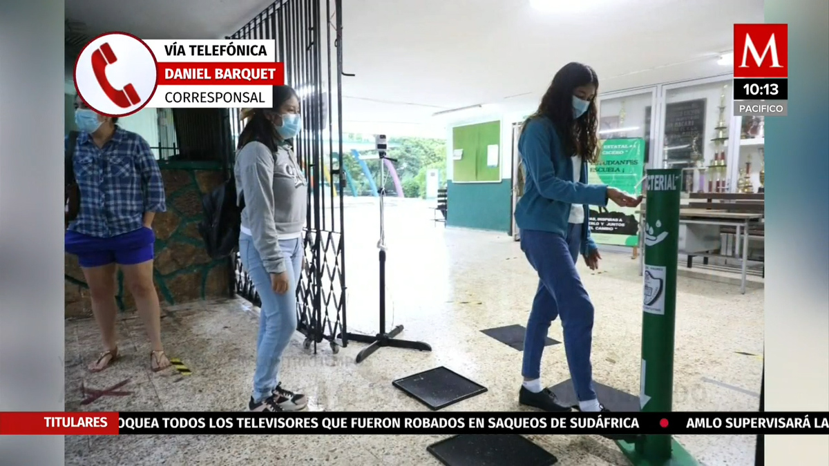 Alumnos regresan a clases en esquema híbrido en Yucatán