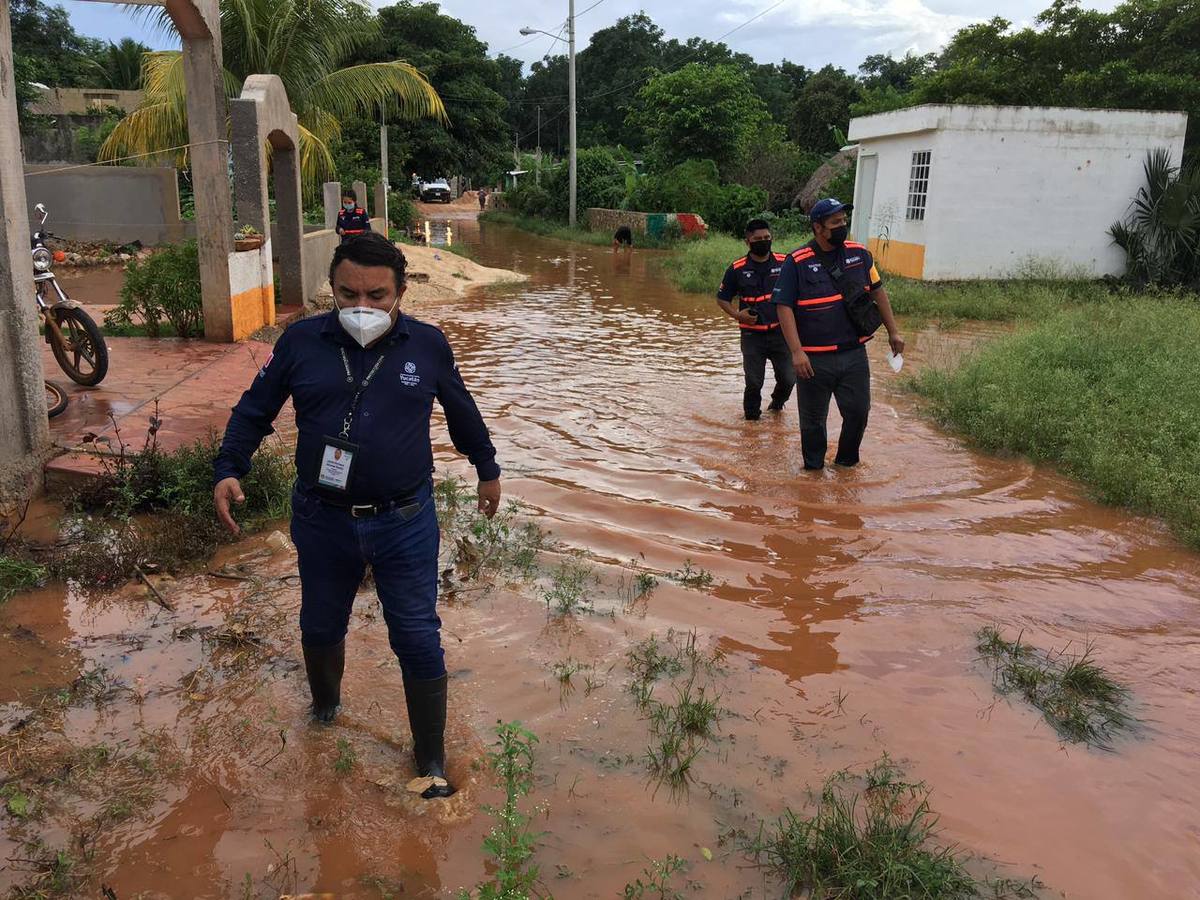 Lluvias inundan comunidades de Yucatán. (Daniel Barquet)