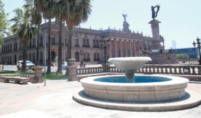 La nueva administración estatal tendrá que cumplir con pagos. Raúl Palacios