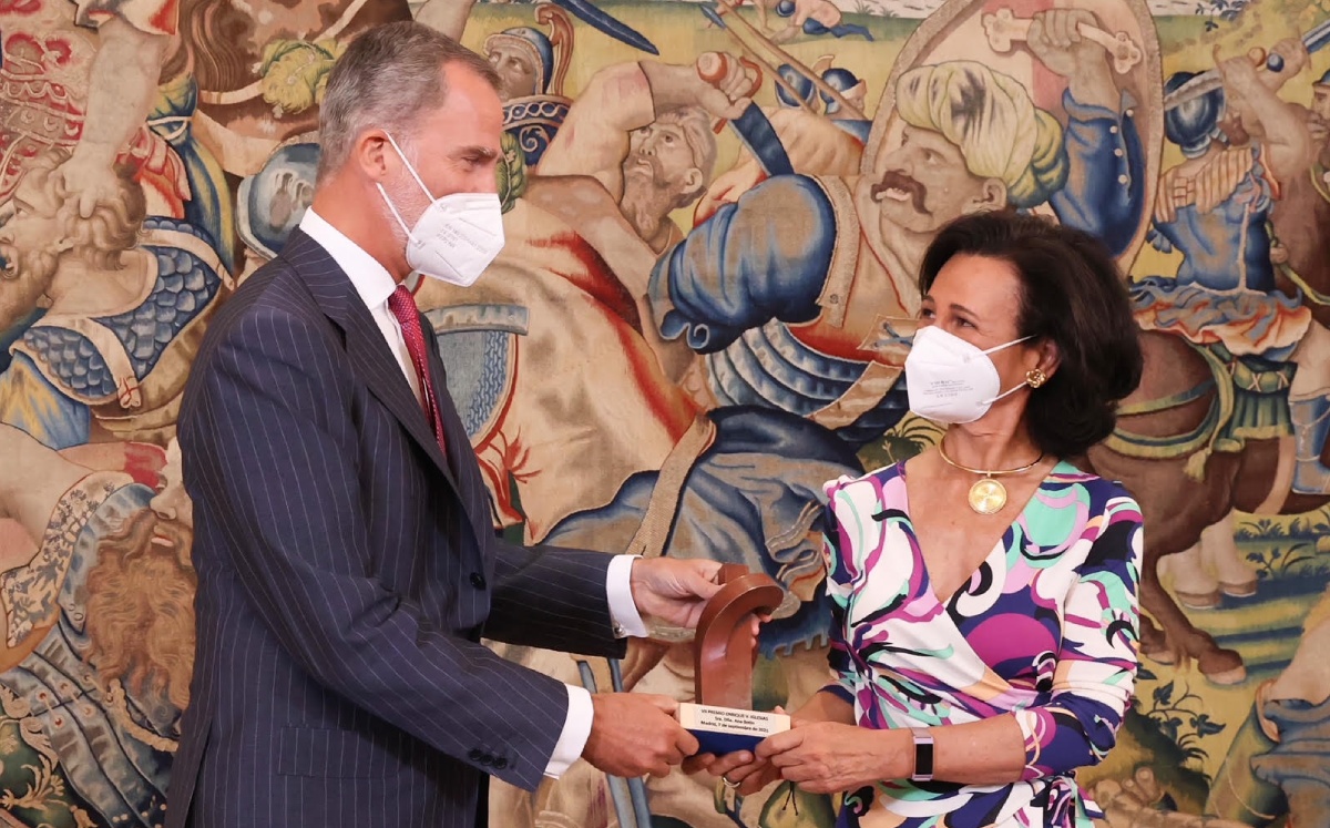 Ana Botín fue elegida, por decisión unánime del jurado. Foto: ESPECIAL