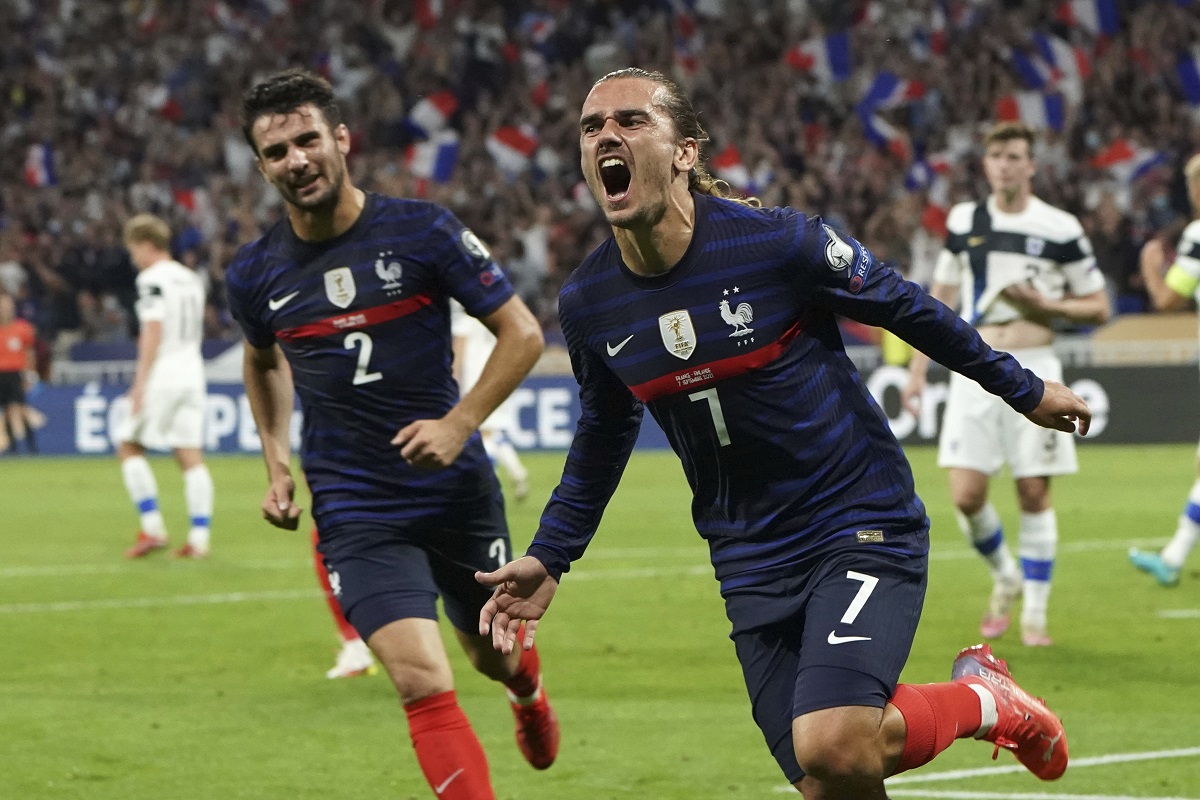 Antoine Griezmann en festejo de gol con Francia (AP)