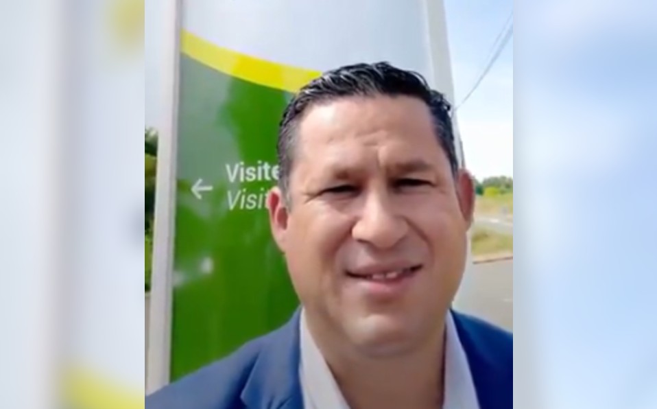 Diego Sinhue Rodríguez Vallejo visitó la sede de Le Bélier en Francia. Foto: Especial