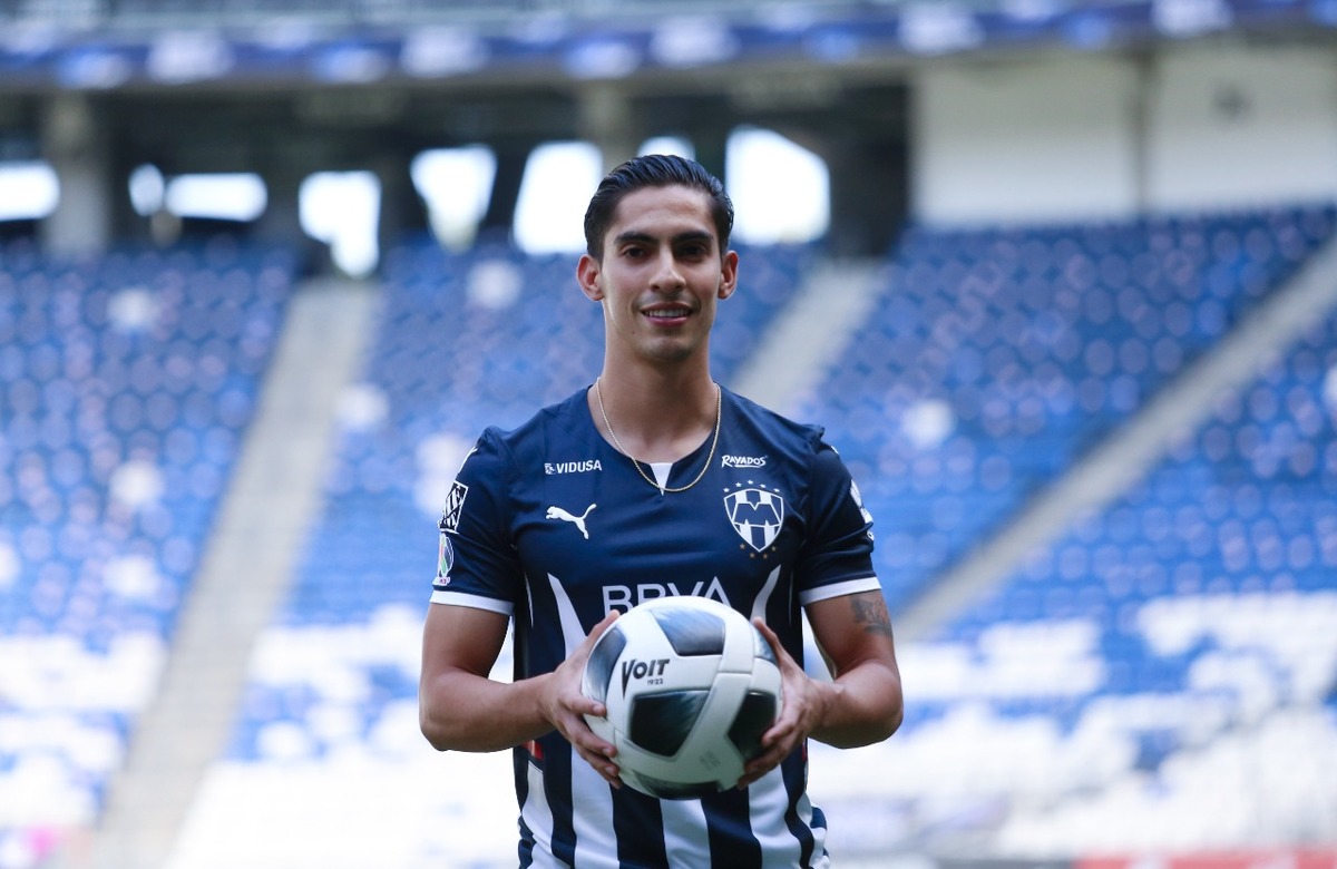 Erick Aguirre muy cerca de debutar con Monterrey (Imago7)