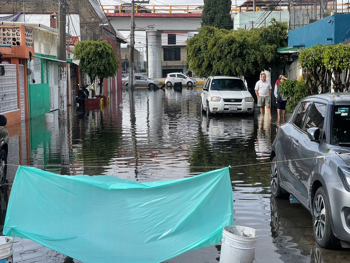 Inundaciones en colonias de Ecatepec tras lluvia. (Osvaldo Müller)