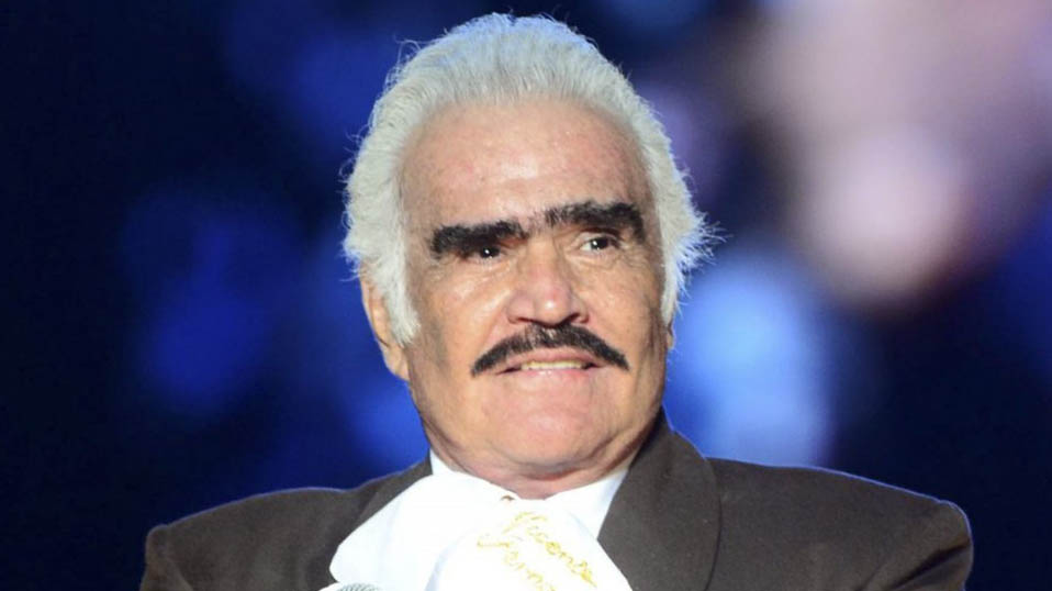 Vicente Fernández no tiene covid-19