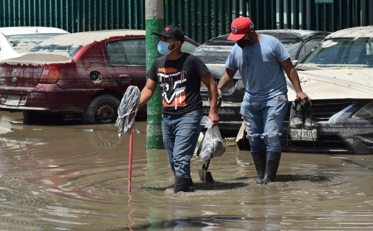 El agua cedió y tulenses regresan a la zona de los daños. (Francisco Villeda)