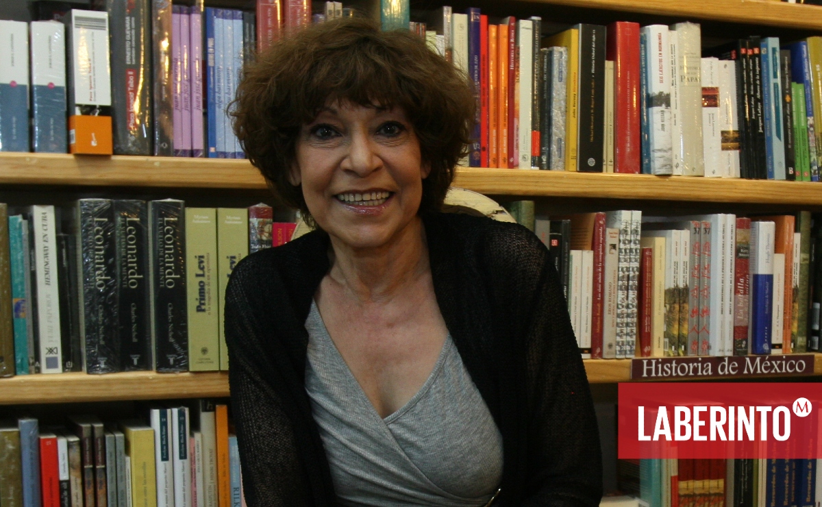 Cristina Pacheco conduce 'Aquí nos tocó vivir' desde 1978 en Canal Once y escribe 'Mar de historias desde 1986 en 'La Jornada'. (Foto: Jesús Quintana