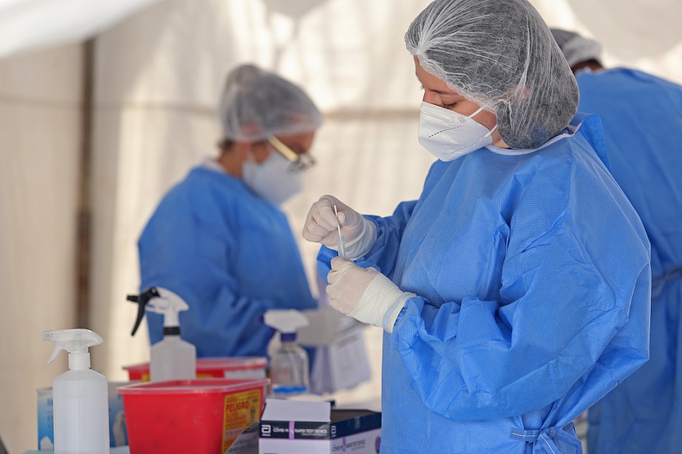 Largas filas en segundo día de operaciones en módulo intinerante de Tonalá (Fernando Carranza)