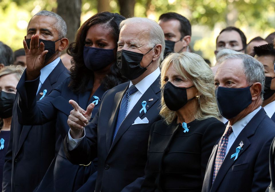 Barack Obama junto a su esposa Michelle Obama y Joe Biden | Reuters