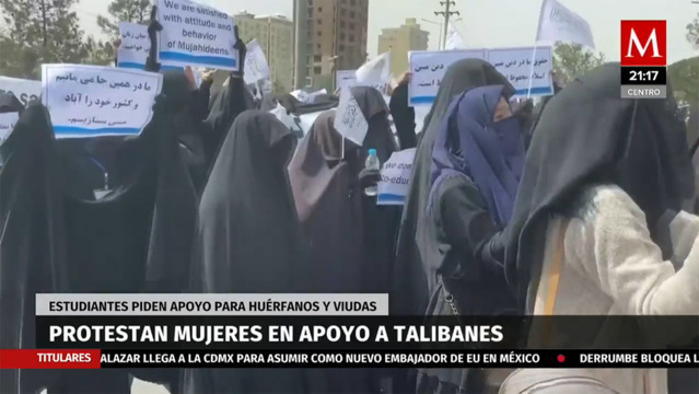 Protestan mujeres en Afganistán en apoyo a talibanes