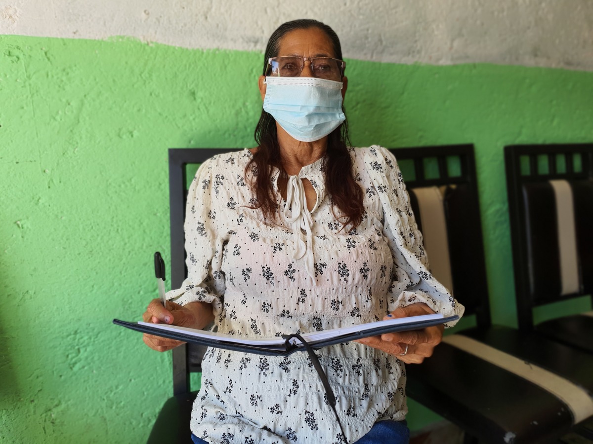 Doña Catalina a sus 64 años aprendió a leer y escribir. Foto: Especial