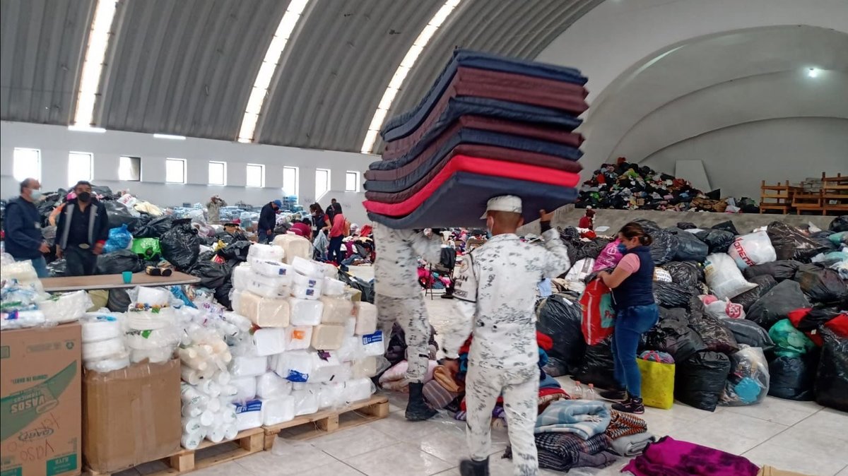 La Guardia Nacional apoya a la población de municipios de Hidalgo afectados por las lluvias. Foto: Twitter/Guardia Nacional