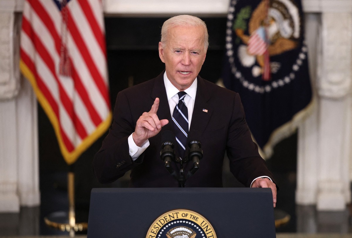 Joe Biden se mantiene firme pese a las criticas de los partidarios republicanos. (AFP)