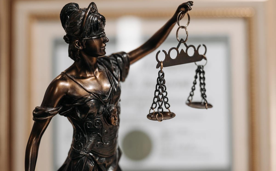 Sergio Gutiérrez celebra inicio de la 65 Legislatura con tres leyes