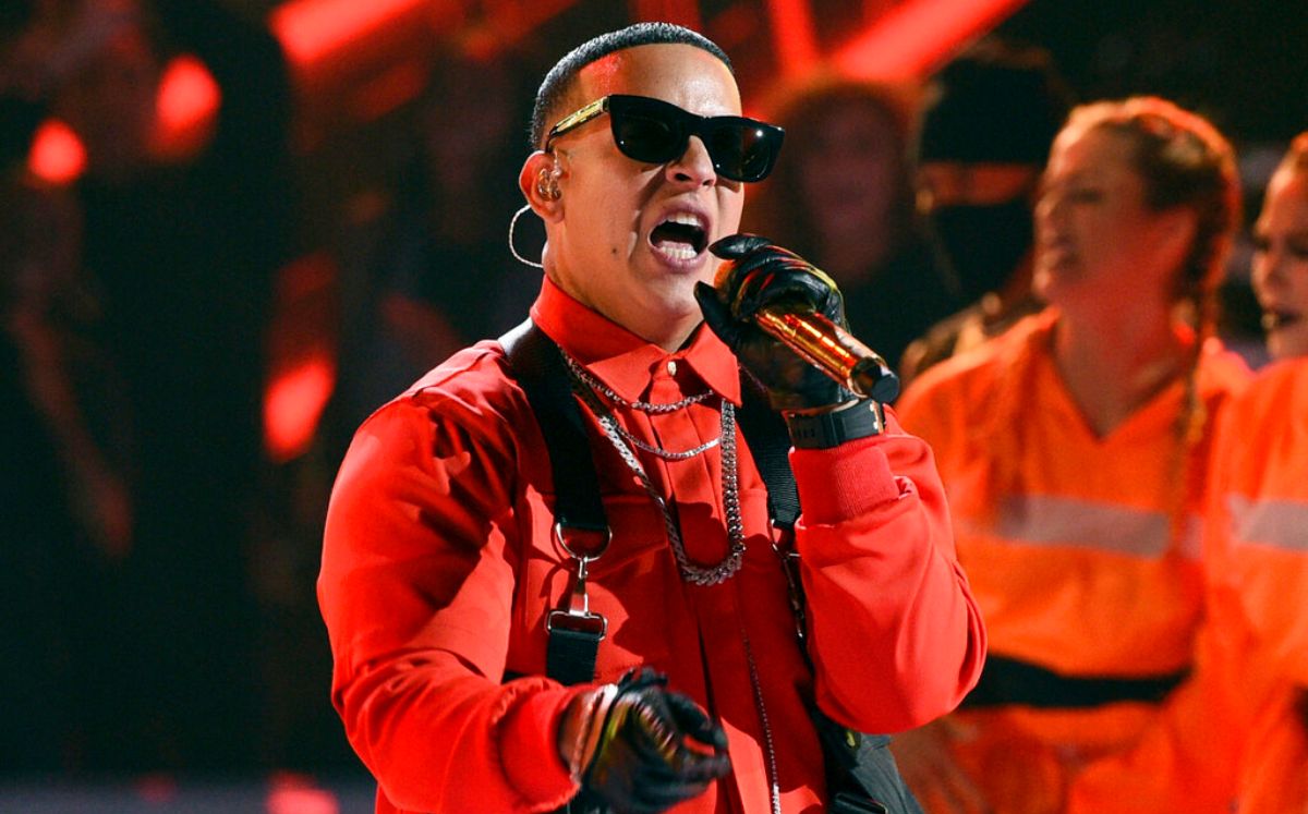 Daddy Yankee será reconocido en la entrega de los Premios Billboard de la Música Latina 2021 (AP).