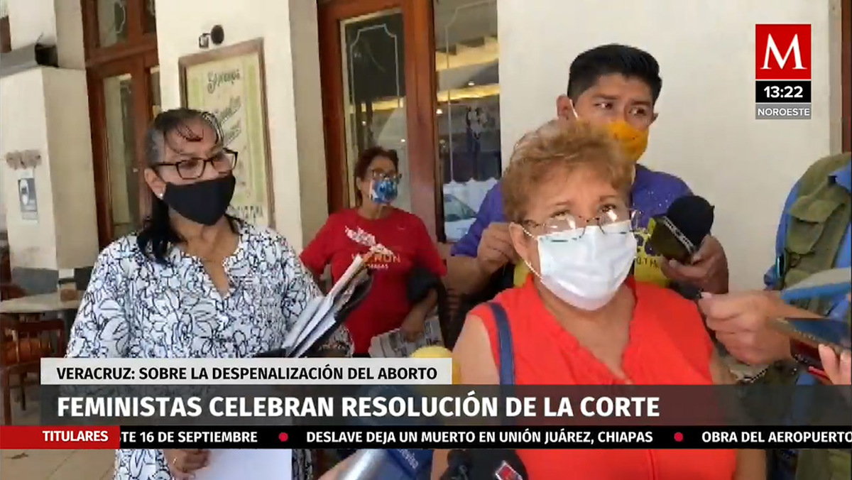 En Veracruz feministas celebran resolución de la corte