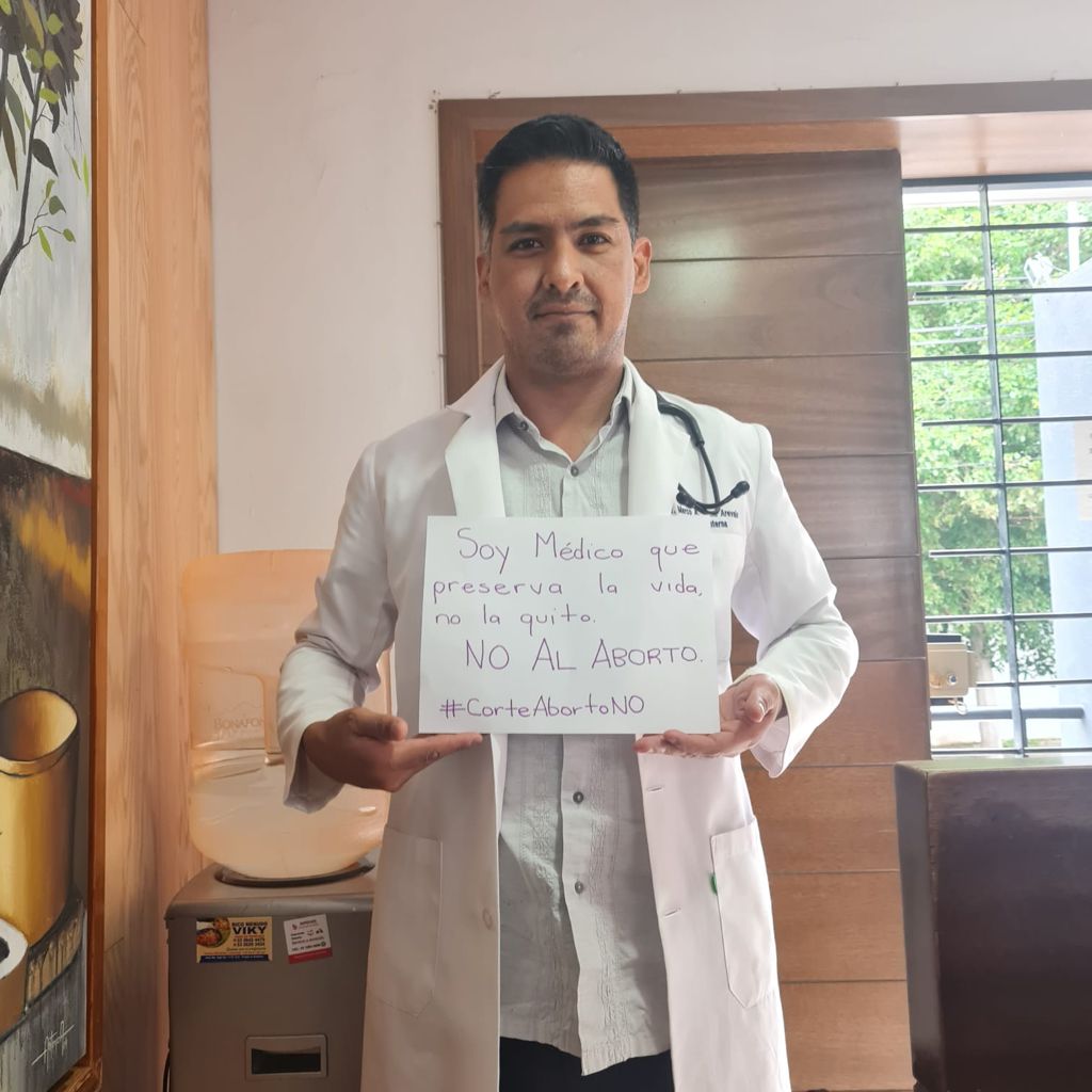 Médicos en contra del aborto subieron la imagen a Twitter | Especial