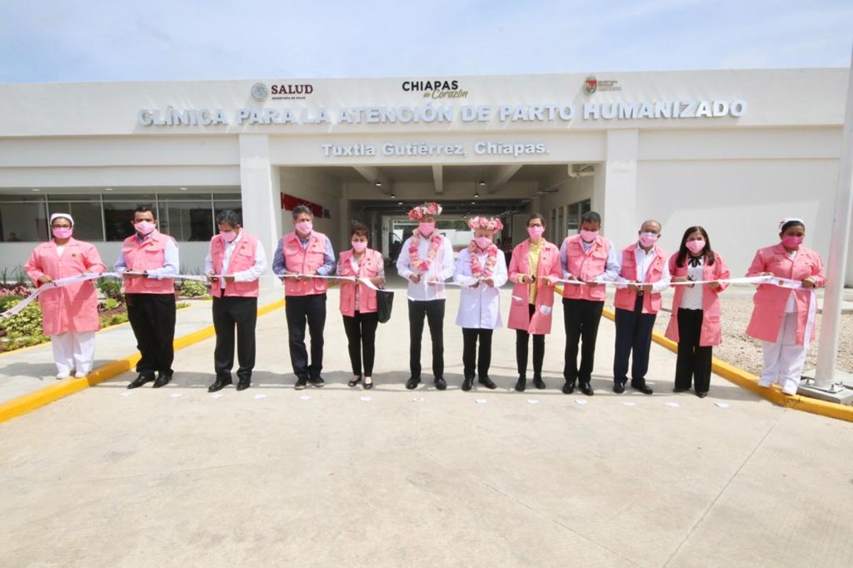 Cínicas de personal femenino que asegura el derecho a la maternidad.
