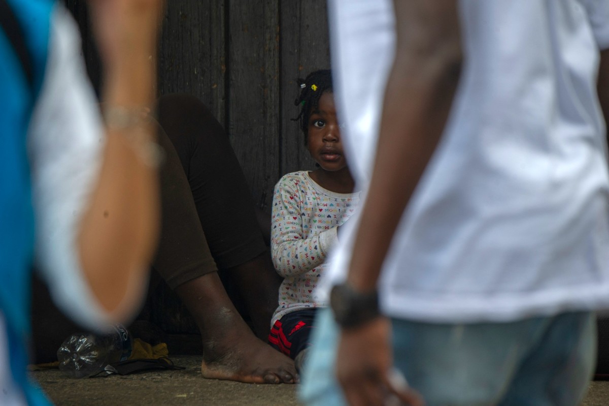 Dicha reforma ayudaría a los miles de migrantes que llegan a Estados Unidos. (AFP)