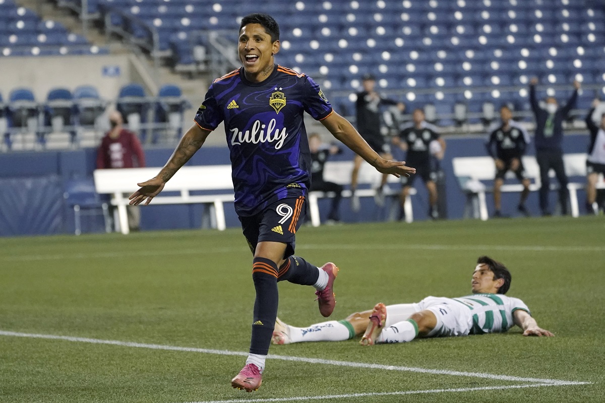 Raúl Ruidíaz marcó el gol del triunfo para Seattle Sounders (AP)