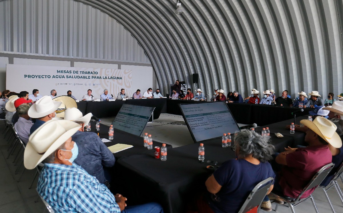 Reuniones de Agua Saludable para La Laguna. (Rolando Riestra)
