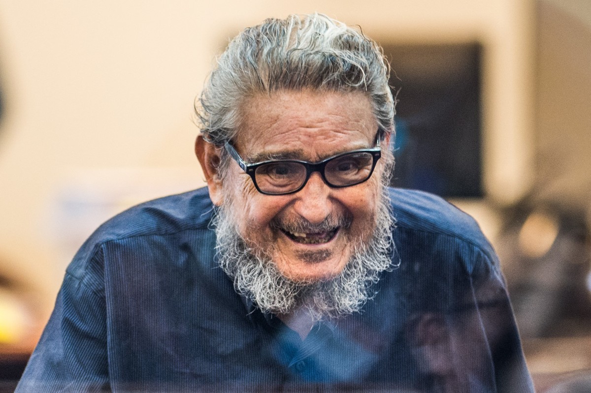 Abimael Guzmán, líder de Sendero Luminoso falleció el pasado sábado en prisión. (AFP)