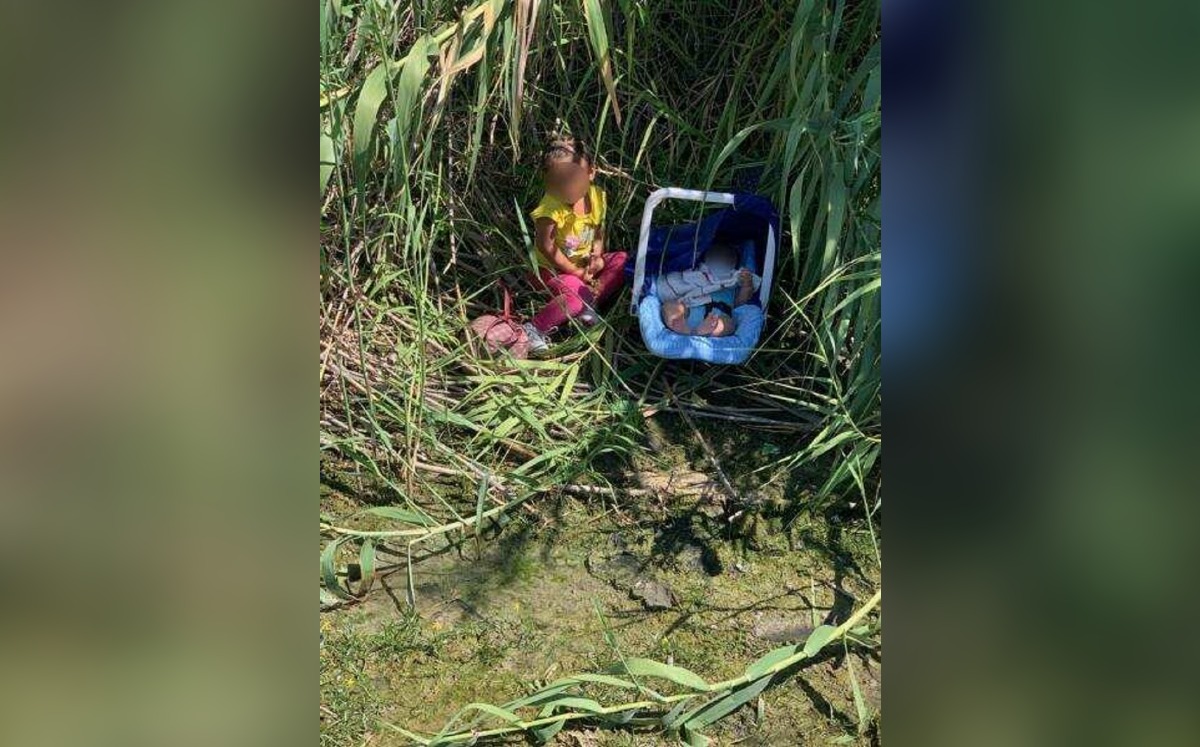 Niños encontrados en el Río Grande en septiembre de 2021. (Foto: CBP)