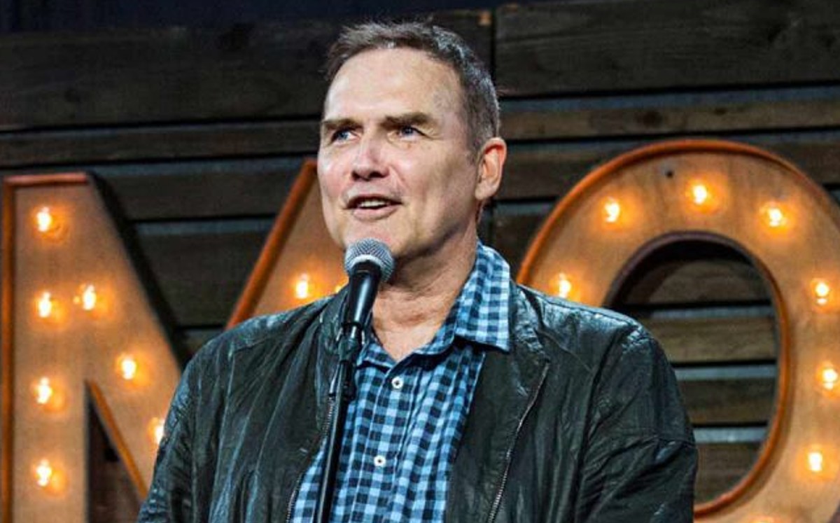 Muere Norm MacDonald, cómico de Saturday Night Live y guionista de Roseanne. (EFE)