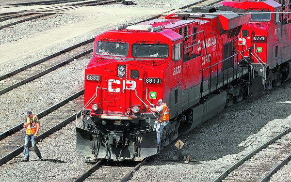 Un grupo combinado de ambas firmas será el más pequeño de los seis operadores ferroviarios en América del Norte. Todd Korol/Reuters