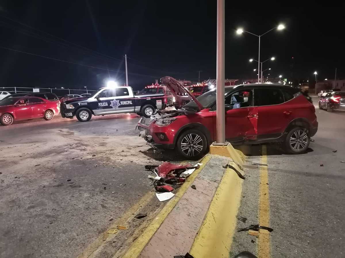 Accidente en la carretera Torreón-San Pedro. (Milenio Digital)