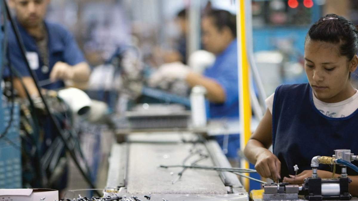 Actividad económica de México sube 6.8% en agosto, estima Inegi