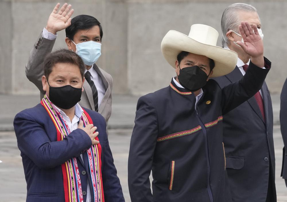 Quechua: eje de polémica entre gobierno y oposición en Perú | AP
