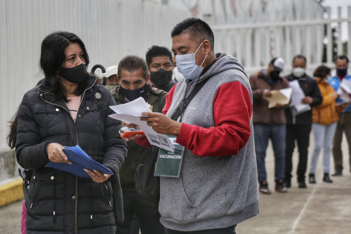 Vacunación en Puebla | Andrés Lobato