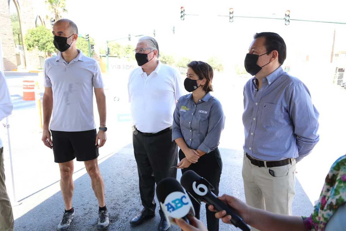El alcalde en entrevista al anunciar el proyecto de "Vía Libre". Foto: Roberto Alanís