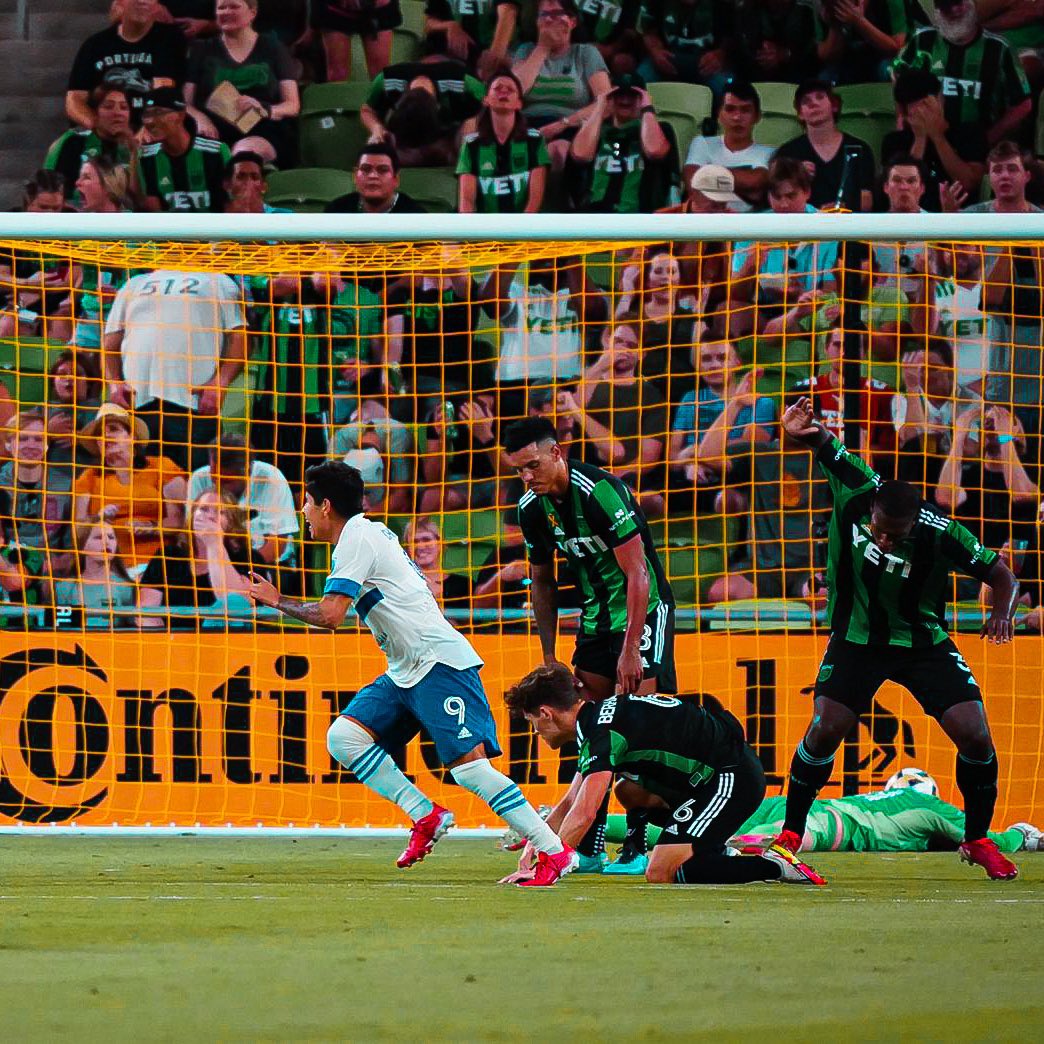 Chofis López marcó doblete en la MLS (Twitter @eduardochof19)
