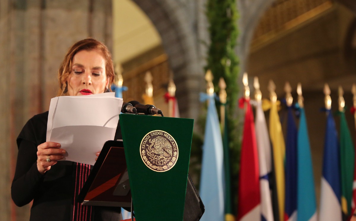Tras el discurso de Beatriz Gutiérrez se ofrecieron antojitos mexicanos como cena a los miembros de la Celac. | Twitter