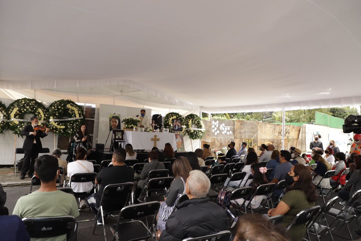 Los padres de las víctimas del Rébsamen realizaron una misa | Naomi Antonio