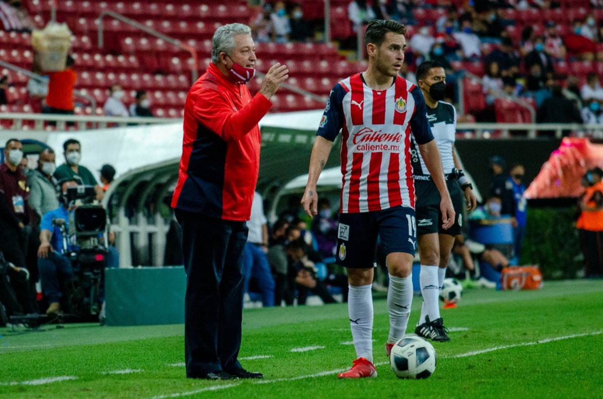 Vucetich, técnico de Chivas (Imago7)